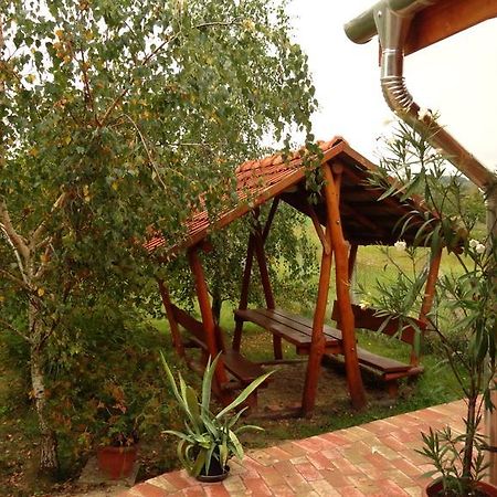 Gerendas Vendeghaz Hotel Egerszalók Buitenkant foto