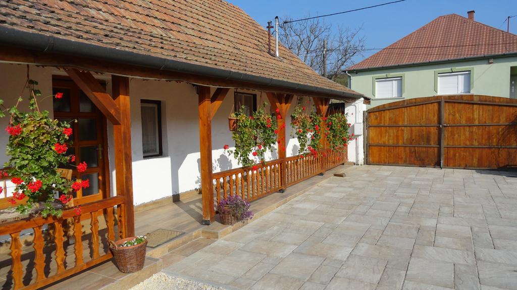 Gerendas Vendeghaz Hotel Egerszalók Kamer foto