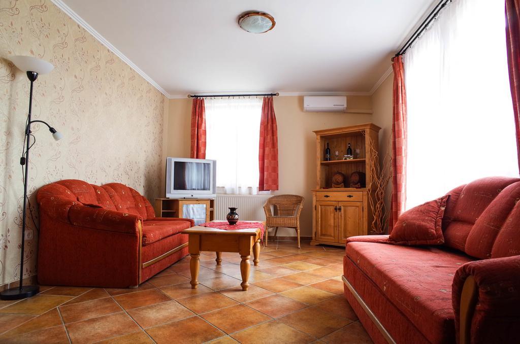 Gerendas Vendeghaz Hotel Egerszalók Kamer foto